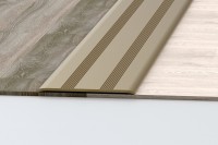 Öntapadós alumínium burkolat összekötő (burkolatváltó)