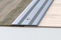 Furatos alumínium összekötő (burkolatváltó)